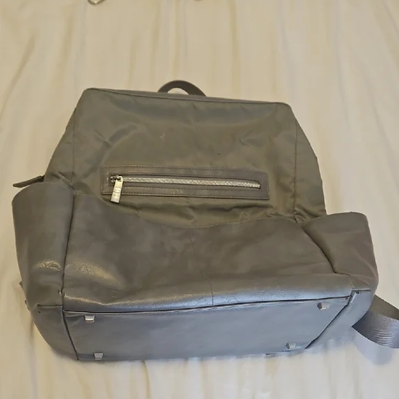 Beis Gray Diaper Back Pack - Picture 2 of 13